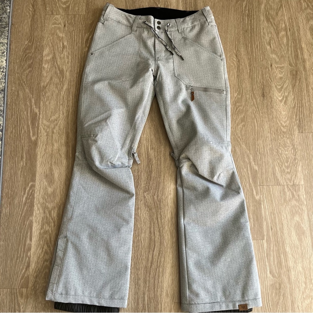 MOVING SALE! Roxy Nadia Gray Heathered Snowpants DryFlight 10k Medium